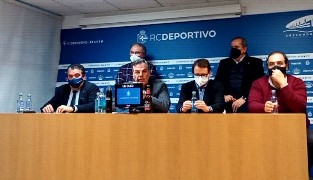 Escotet aparta a Vidal de la presidencia del Deportivo y apuntamos a Antonio Couceiro como nuevo presidente Escotet aparta a Vidal de la presidencia del Deportivo y apuntamos a Antonio Couceiro como nuevo presidente