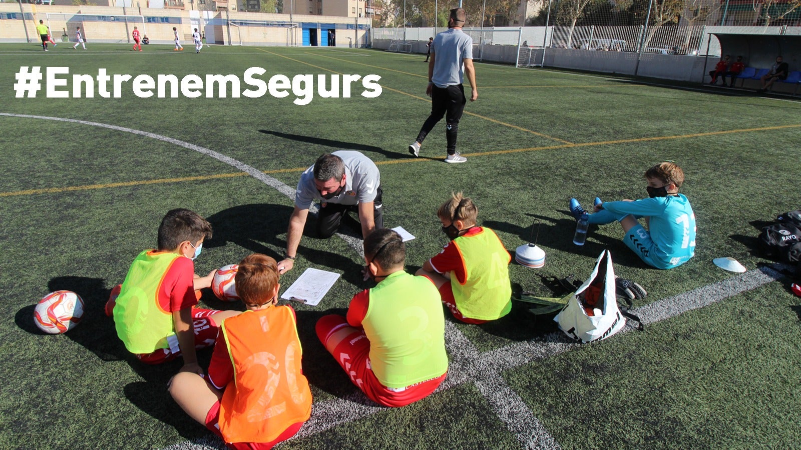 La Federación Valenciana de Fútbol pide retomar los entrenamientos base el 16 de febrero y sin mascarilla La Federación Valenciana de Fútbol pide retomar los entrenamientos base el 16 de febrero y sin mascarilla