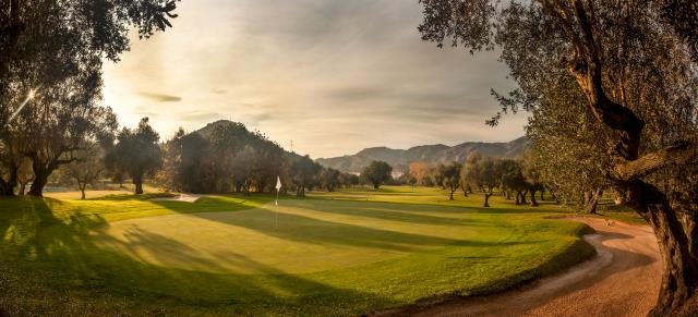 Salvador Lucas: “El sector del golf ha sido pionero en sacar protocolos de protección sanitaria frente a la COVID-19” Salvador Lucas: “El sector del golf ha sido pionero en sacar protocolos de protección sanitaria frente a la COVID-19”
