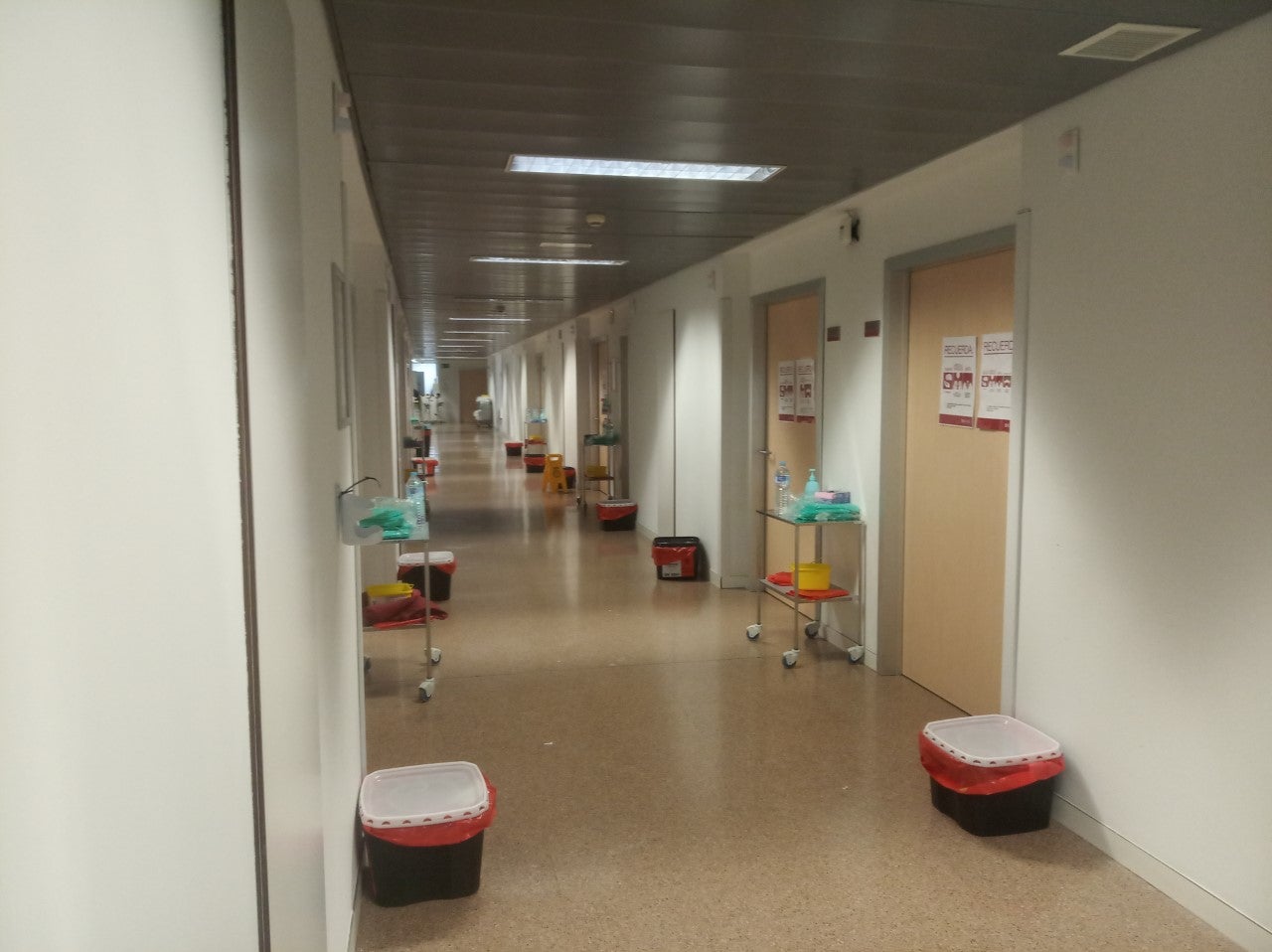 Las UCI de los hospitales de Elche se quedan sin enfermos ingresados con coronavirus Las UCI de los hospitales de Elche se quedan sin enfermos ingresados con coronavirus