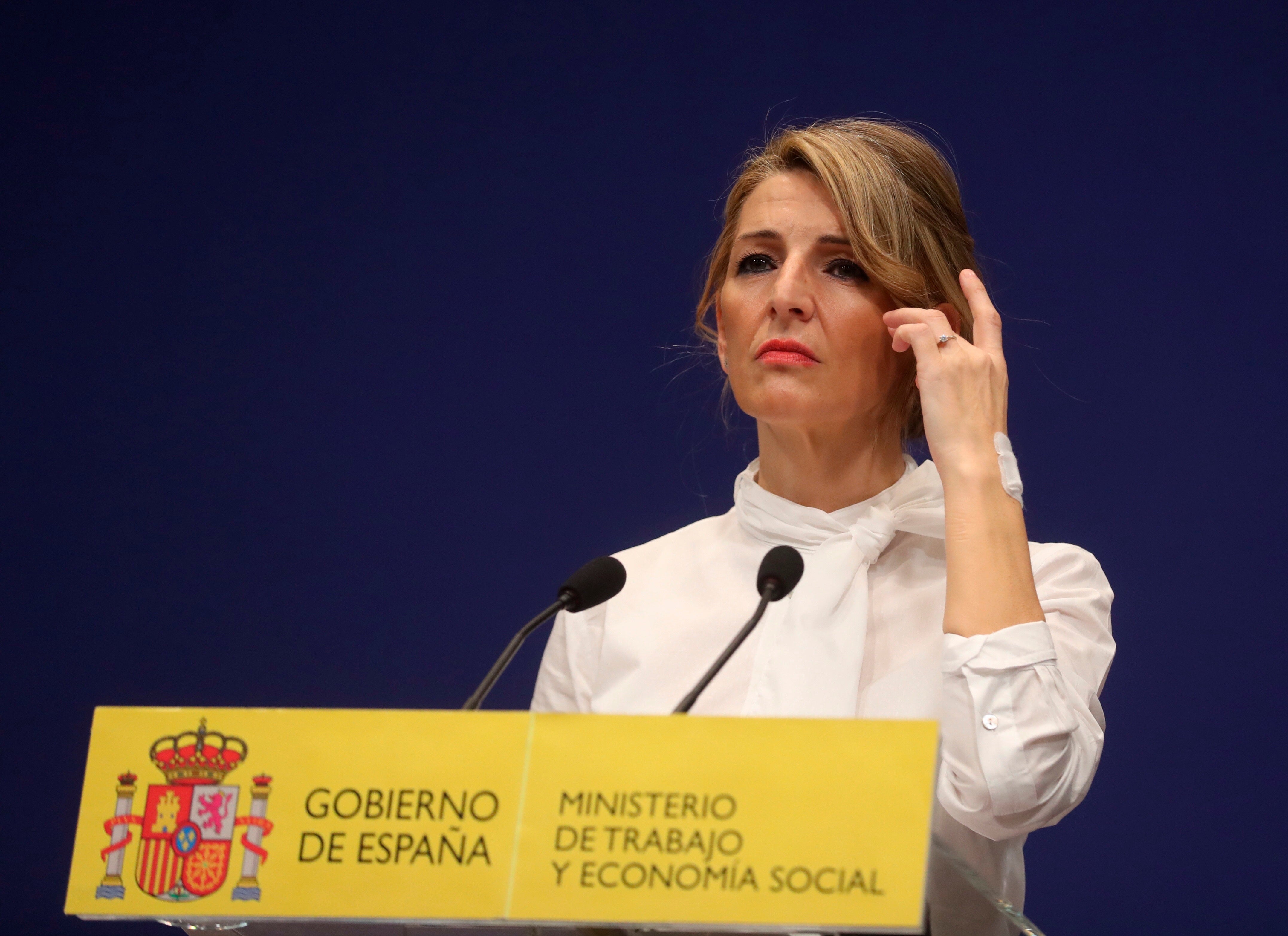 Yolanda Díaz le pide a Marlaska retirar la tanqueta de la huelga de Cádiz Yolanda Díaz le pide a Marlaska retirar la tanqueta de la huelga de Cádiz
