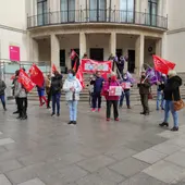 Concentración de UGT y CCOO en Ciudad Real Concentración de UGT y CCOO en Ciudad Real