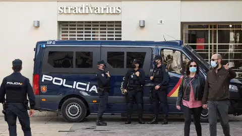 Nuevas medidas, confinamiento en Madrid, Cataluña, Comunidad Valenciana, Castilla - La Mancha, Andalucía, Extremadura, restricciones y última hora del coronavirus en España hoy Nuevas medidas, confinamiento en Madrid, Cataluña, Comunidad Valenciana, Castilla - La Mancha, Andalucía, Extremadura, restricciones y última hora del coronavirus en España hoy