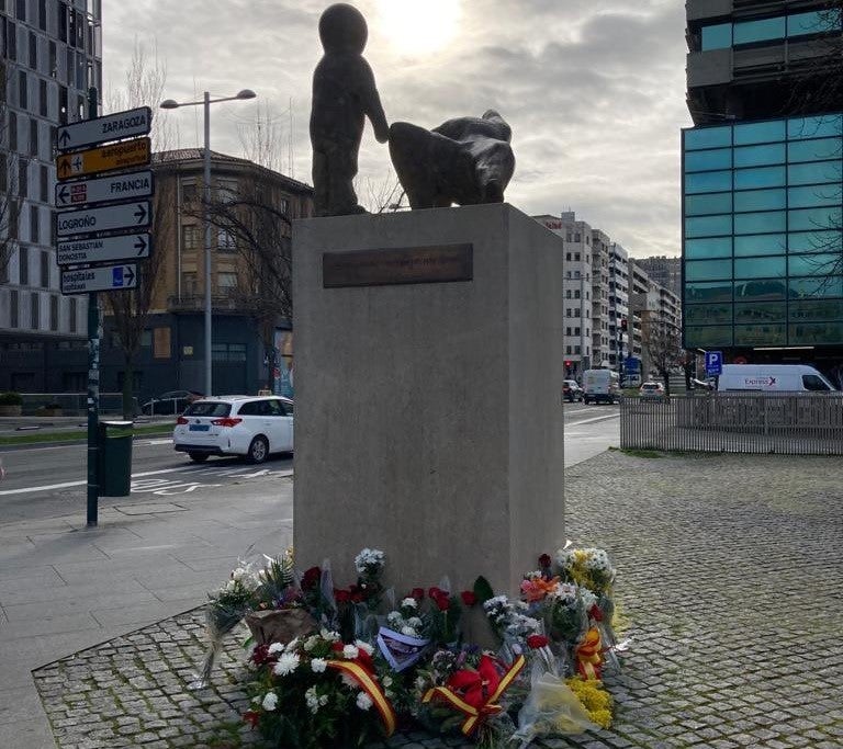 Paz Prieto: "Se acercan presos de forma masiva sin esclarecer los más de 300 crímenes de ETA sin resolver" Paz Prieto: "Se acercan presos de forma masiva sin esclarecer los más de 300 crímenes de ETA sin resolver"