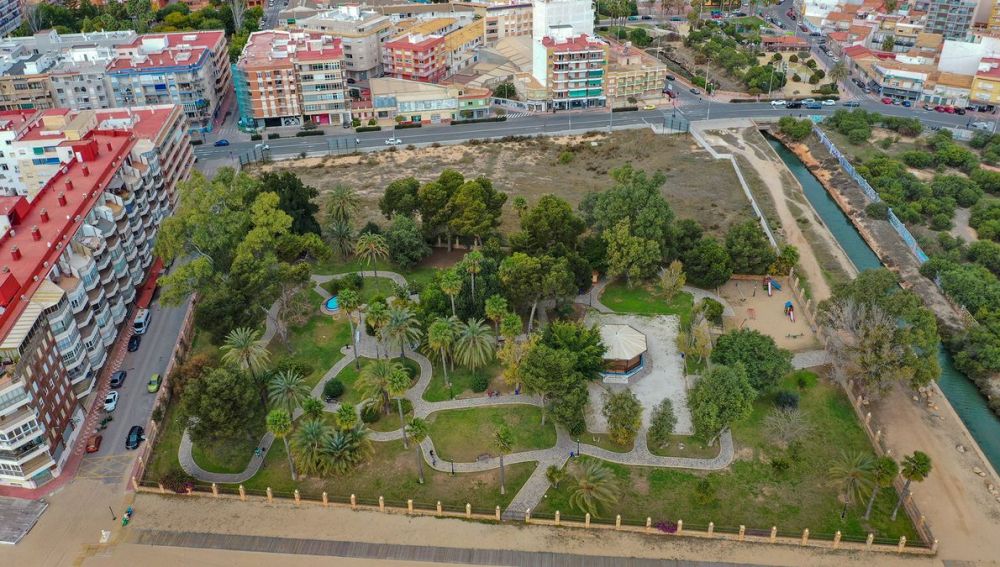 La documentación del Estudio de Detalle plano O.9, con carácter vinculante, reafirma que prácticamente todo el arbolado existente en dicho parque permanecerá tal cual está ahora en la actualidad La documentación del Estudio de Detalle plano O.9, con carácter vinculante, reafirma que prácticamente todo el arbolado existente en dicho parque permanecerá tal cual está ahora en la actualidad