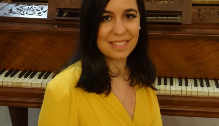 Virginia Sánchez: "Las chicas se pueden interesar más por las carreras científicas porque ahora tienen muchos referentes" Virginia Sánchez: "Las chicas se pueden interesar más por las carreras científicas porque ahora tienen muchos referentes"