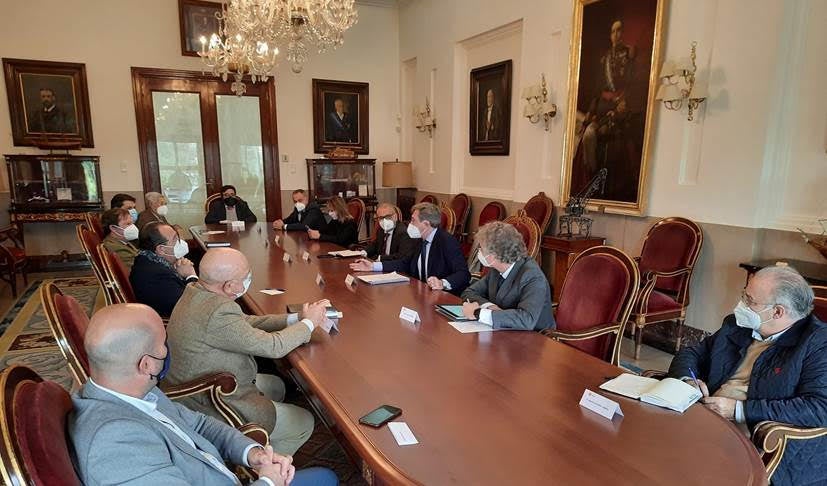El Puerto de Sevilla inicia los trabajos del Proyecto de Optimización de la Navegación del Guadalquivir El Puerto de Sevilla inicia los trabajos del Proyecto de Optimización de la Navegación del Guadalquivir