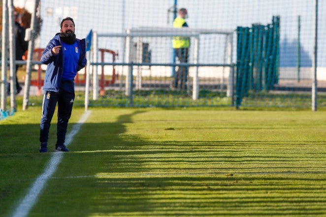 El Vetusta coge aire a costa del Covadonga El Vetusta coge aire a costa del Covadonga