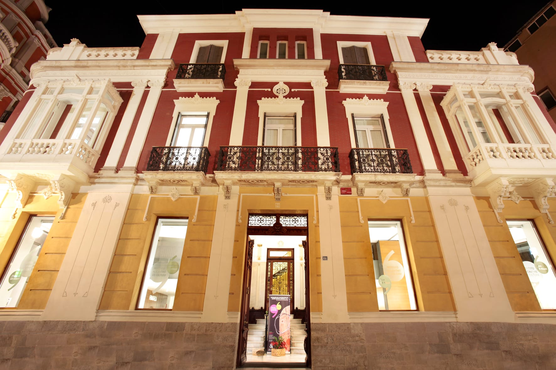 La Diputación inicia un nuevo proceso de selección para cubrir la dirección cultural del Instituto Gil-Albert La Diputación inicia un nuevo proceso de selección para cubrir la dirección cultural del Instituto Gil-Albert