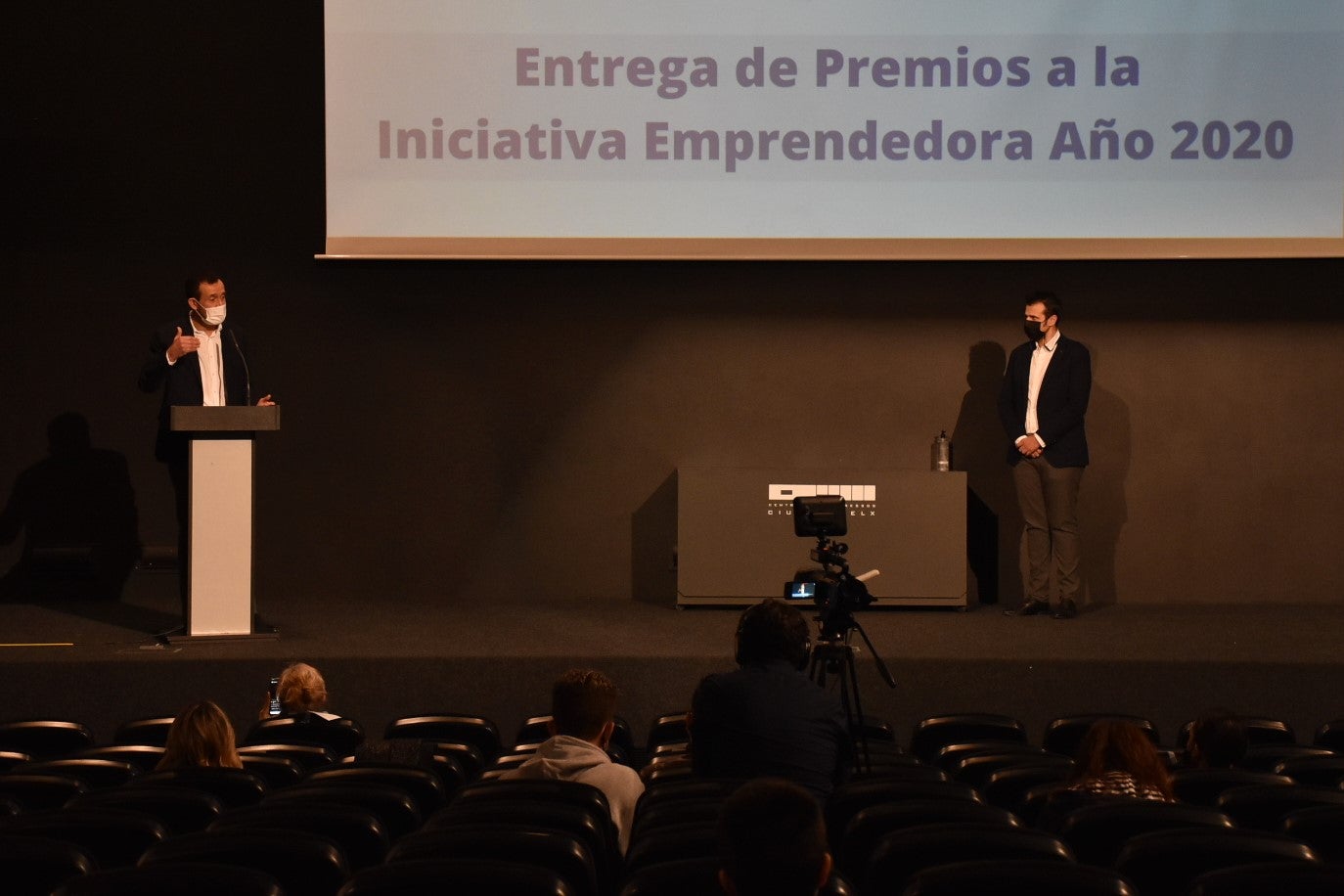 Carles Molina, edil de Promoción Económica en Elche: "Reconocer el trabajo de los emprendedores estimula el talento" Carles Molina, edil de Promoción Económica en Elche: "Reconocer el trabajo de los emprendedores estimula el talento"
