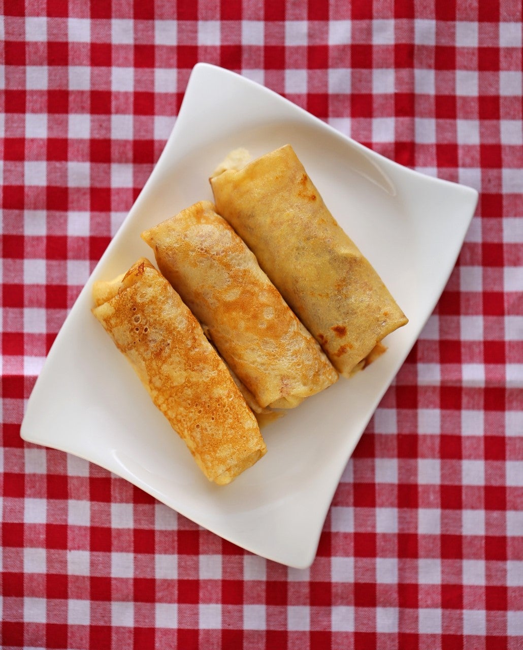 Filloas rellenas de pera, queso azul y cecina Filloas rellenas de pera, queso azul y cecina