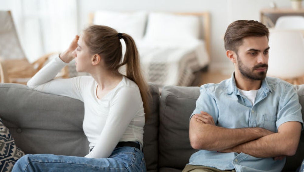 El confinamiento puede llegar a generar malestar emocional y aumentar la probabilidad de conflictos, sobre todo en parejas que viven en espacios pequeños El confinamiento puede llegar a generar malestar emocional y aumentar la probabilidad de conflictos, sobre todo en parejas que viven en espacios pequeños