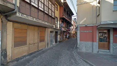 Calle Cántabra en Potes Polémica por unas obras realizadas por el consistorio