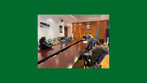 Reunión en Cangas sobre el lobo Reunión en Cangas sobre el lobo