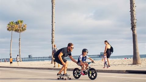 Padre he hijo en bicicleta