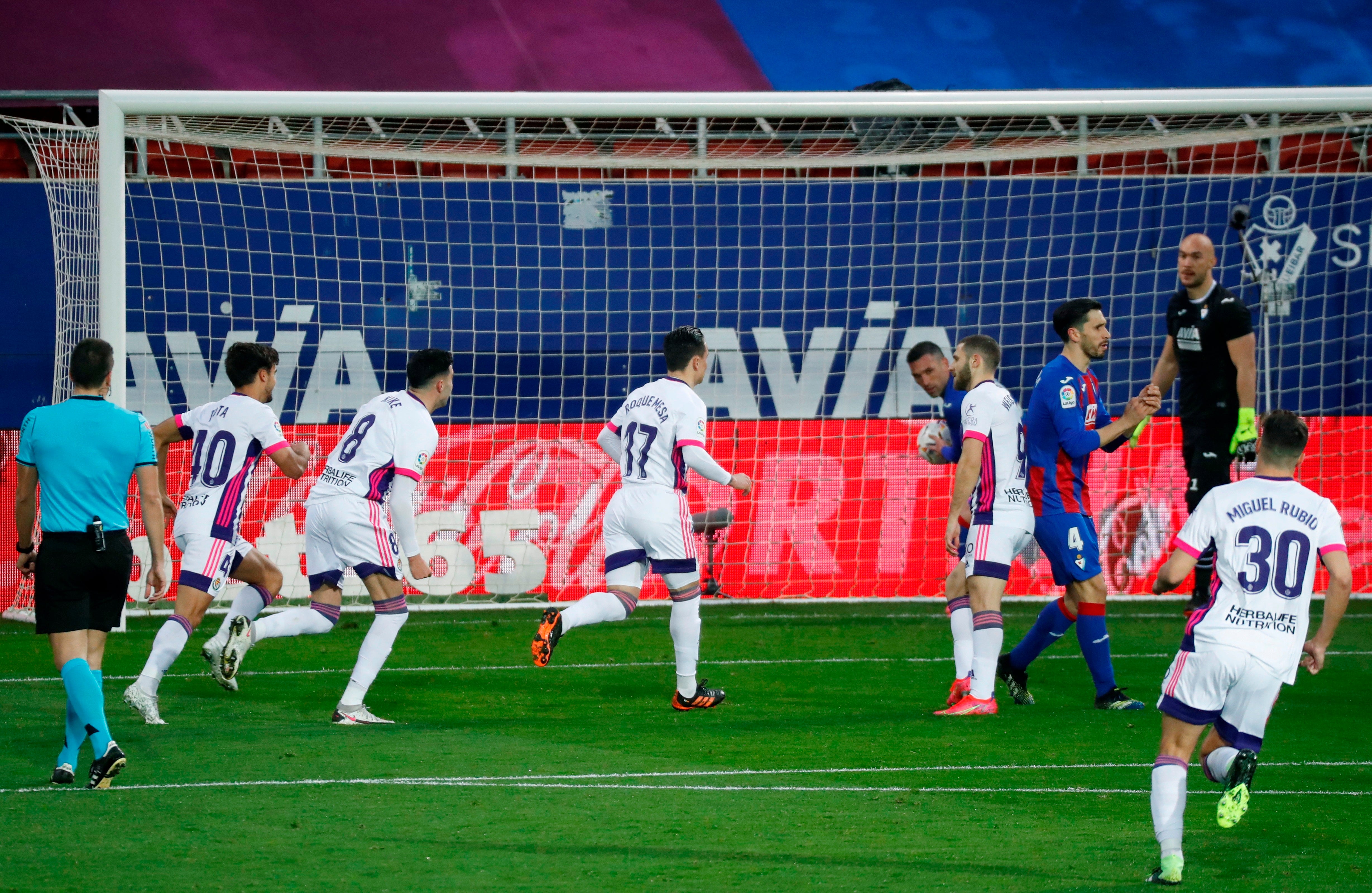 Eibar y Valladolid firman tablas en el partido del miedo Eibar y Valladolid firman tablas en el partido del miedo