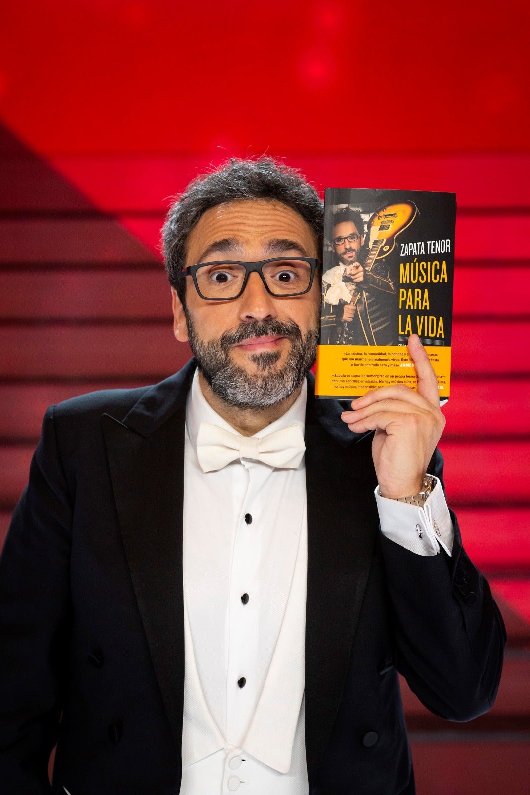 José Manuel Zapata felicita el Día Mundial de la Radio cantando "A mi radio tan bonita" José Manuel Zapata felicita el Día Mundial de la Radio cantando "A mi radio tan bonita"