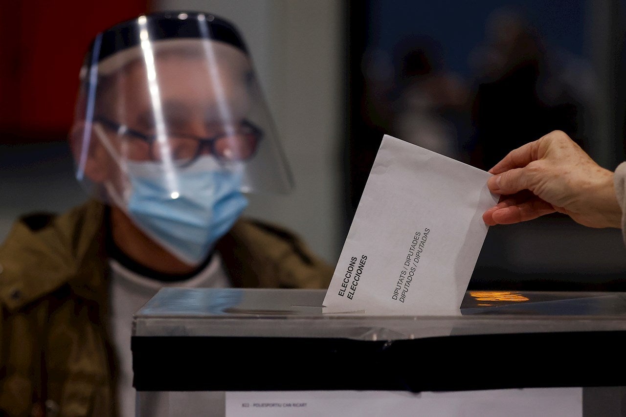Elecciones Catalanas, en directo: resultados, participación y última hora de las Elecciones Cataluña hoy, en directo Elecciones Catalanas, en directo: resultados, participación y última hora de las Elecciones Cataluña hoy, en directo