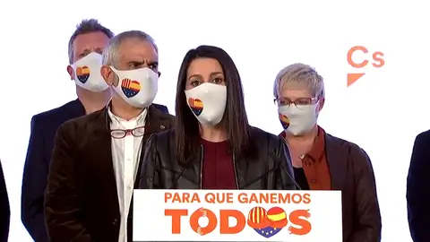 Inés Arrimadas, tras el batacazo electoral de Ciudadanos: "Se avecinan años duros por el resultado de las elecciones en Cataluña 2021" Inés Arrimadas, tras el batacazo electoral de Ciudadanos: "Se avecinan años duros por el resultado de las elecciones en Cataluña 2021"