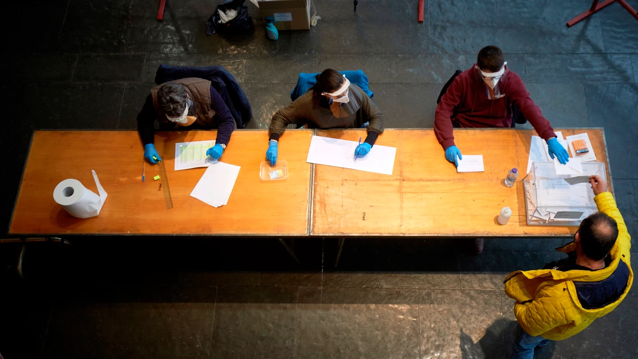 Récord de abstención en las elecciones de Cataluña: estos han sido los datos de participación