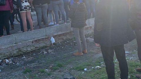 La manifestación finalizó en el barrio donde vive la familia conflictiva La manifestación finalizó en el barrio donde vive la familia conflictiva