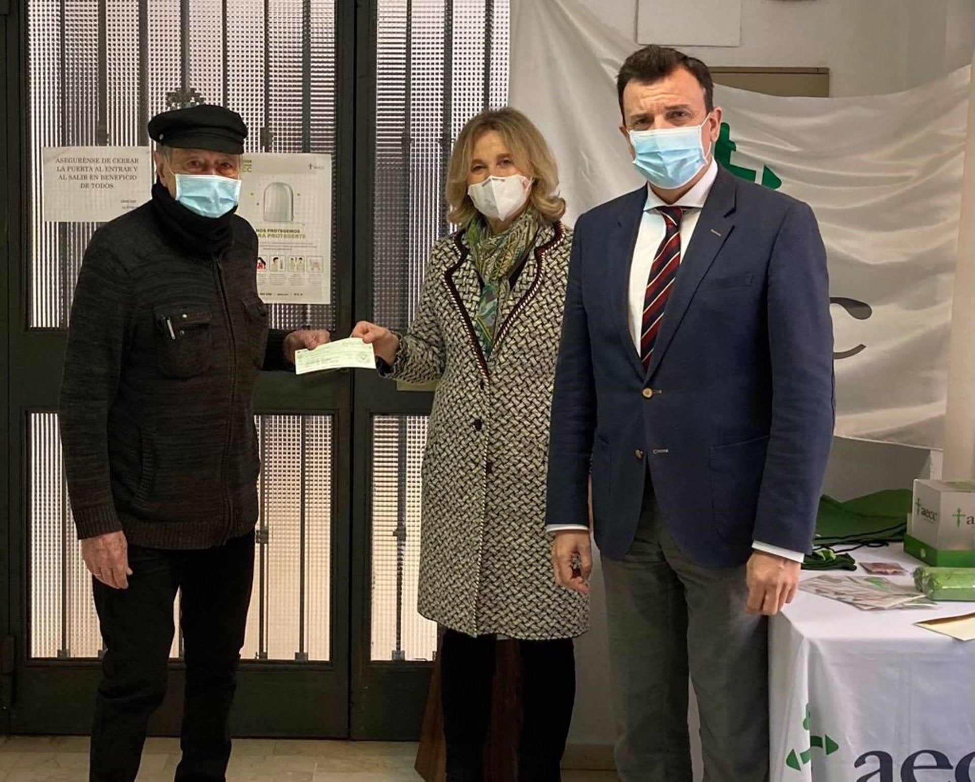 La exposición benéfica de Aramburu, en la Fundación Caja Rural del Sur, colabora con la AECC La exposición benéfica de Aramburu, en la Fundación Caja Rural del Sur, colabora con la AECC