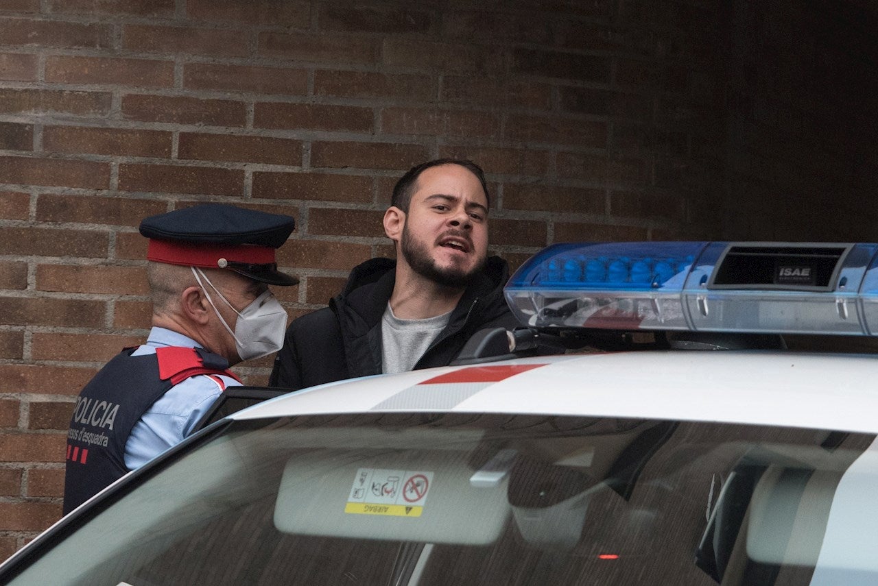 Los Mossos detienen en el rectorado de la Universidad de Lleida a Pablo Hasel Los Mossos detienen en el rectorado de la Universidad de Lleida a Pablo Hasel