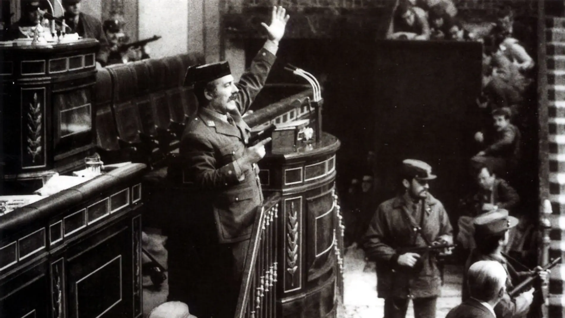 Antonio Tejero durante el intento de golpe de estado en Madrid el 23F