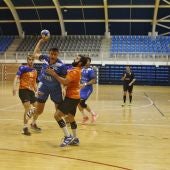 El equipo salinero vence por 27 - 25 en un partido que fue dominando durante muchos minutos pero que se complicó en los instantes finales 