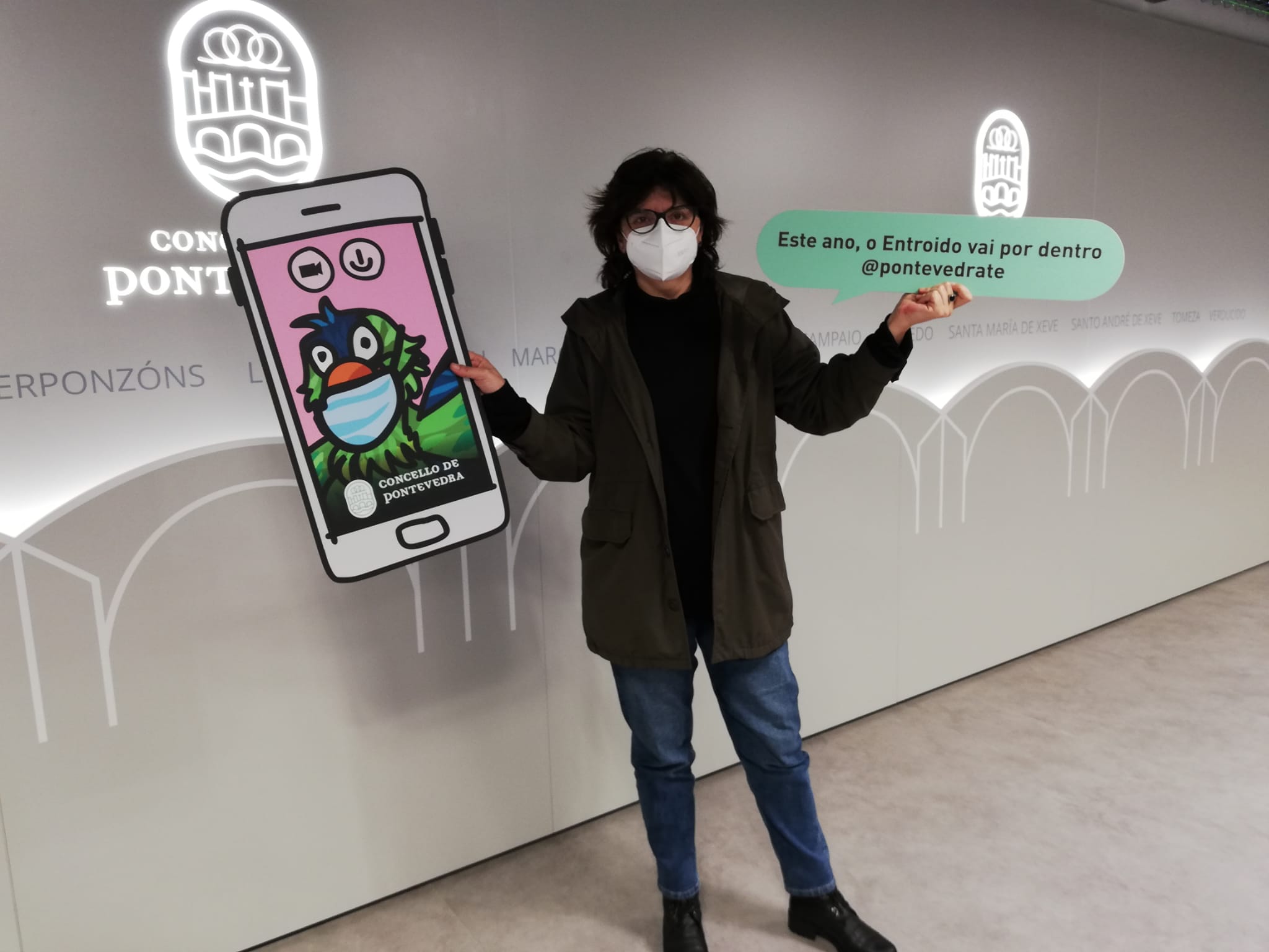 En Pontevedra este ano o Entroido vai por dentro e Ravachol sálvase do lume En Pontevedra este ano o Entroido vai por dentro e Ravachol sálvase do lume