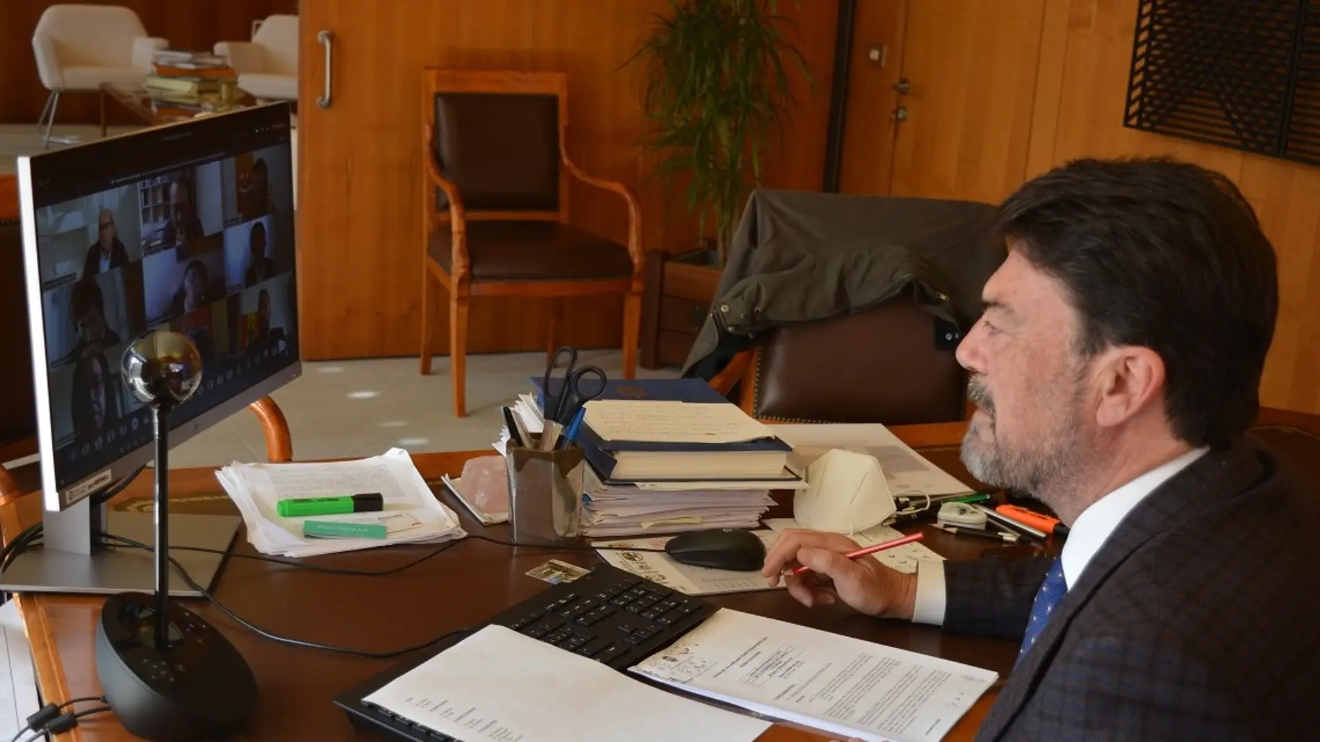 El alcalde Luis Barcala preside el Pleno extraordinario telemático 