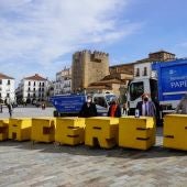El Ayuntamiento de Cáceres recibe por primera vez el premio ‘Pajaritas Azules 2021’ por su buena gestión en el reciclaje de papel y cartón
