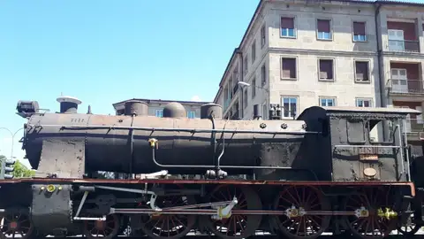 O Concello restaurará a locomotora do barrio da Ponte O Concello restaurará a locomotora do barrio da Ponte