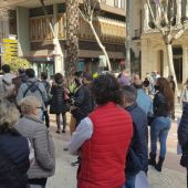 Concentración de Hosteleros ante la Casa de las Brujas en Alicante 
