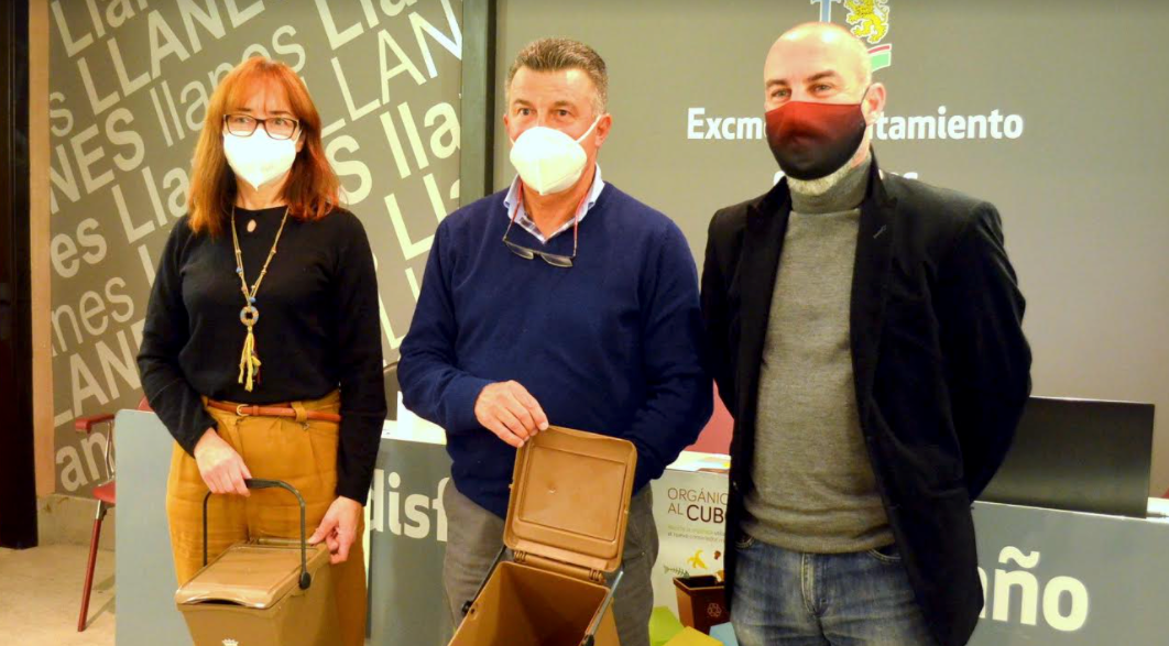Llanes recoge 3,6 toneladas de basura orgánica en un nuevo proyecto pionero en la comarca Llanes recoge 3,6 toneladas de basura orgánica en un nuevo proyecto pionero en la comarca