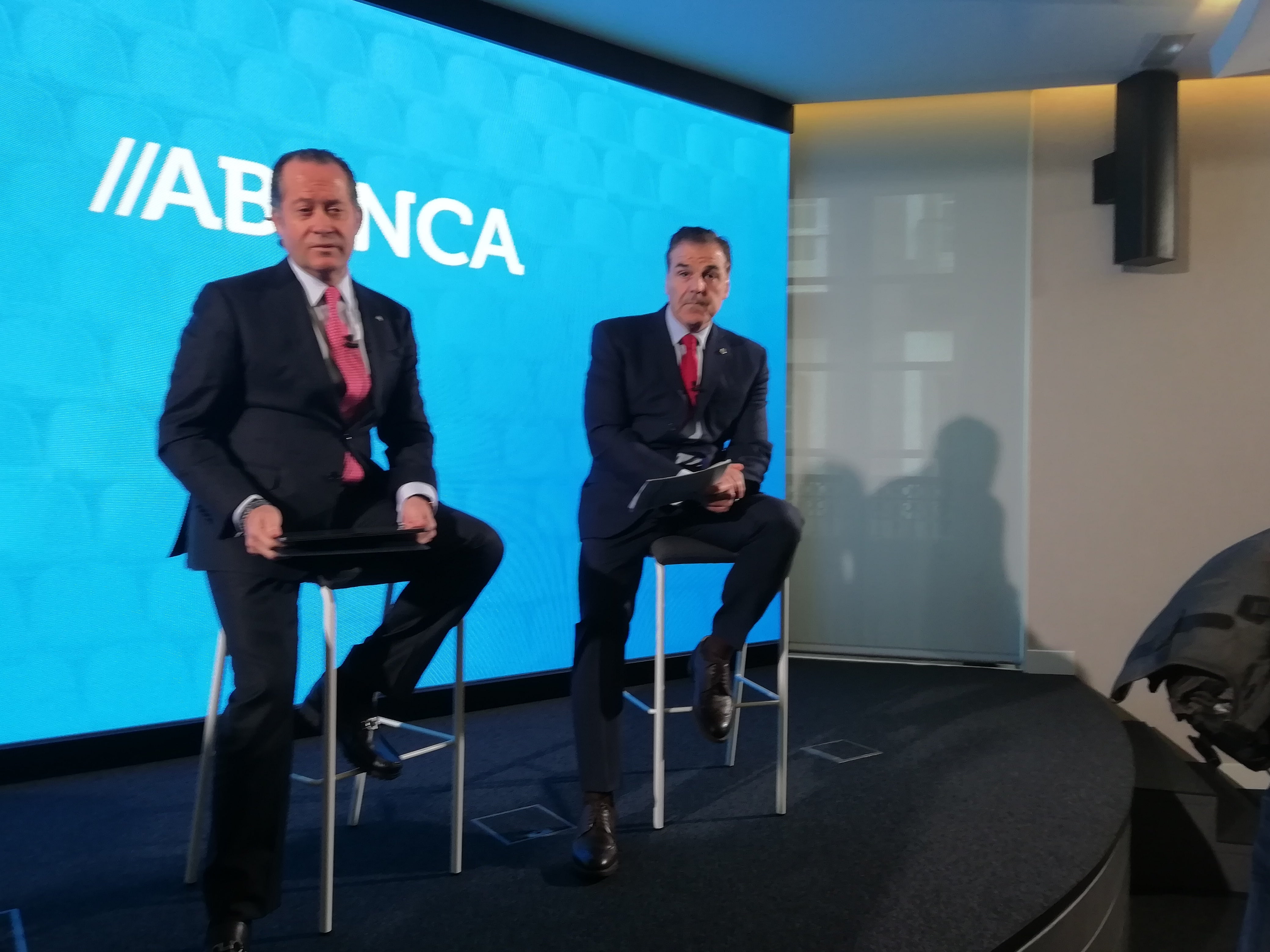 El "mando único" del Deportivo debuta con una ilusionante victoria El "mando único" del Deportivo debuta con una ilusionante victoria