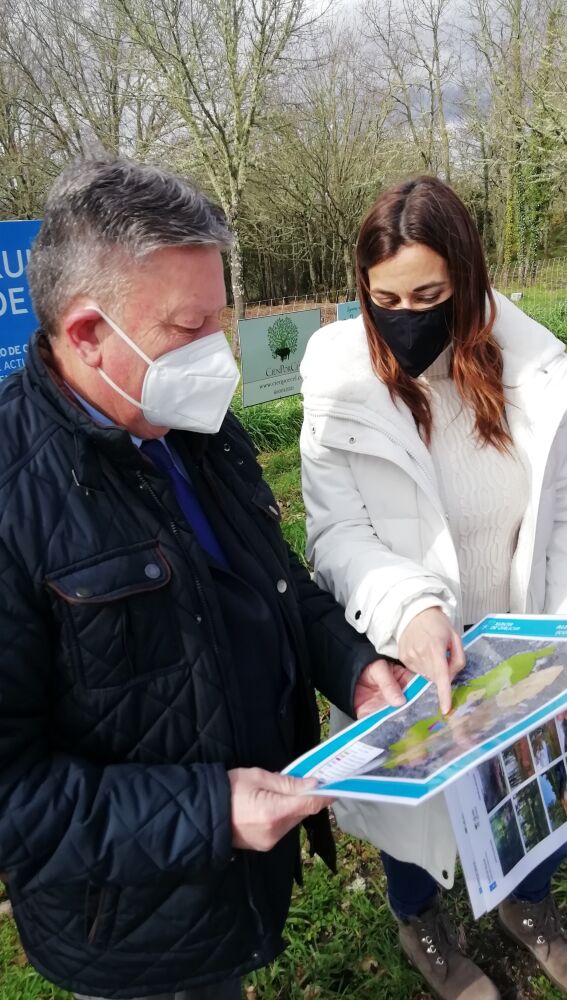 A visita tamén serviu para comprobar os avances na aldea modelo de Osmo