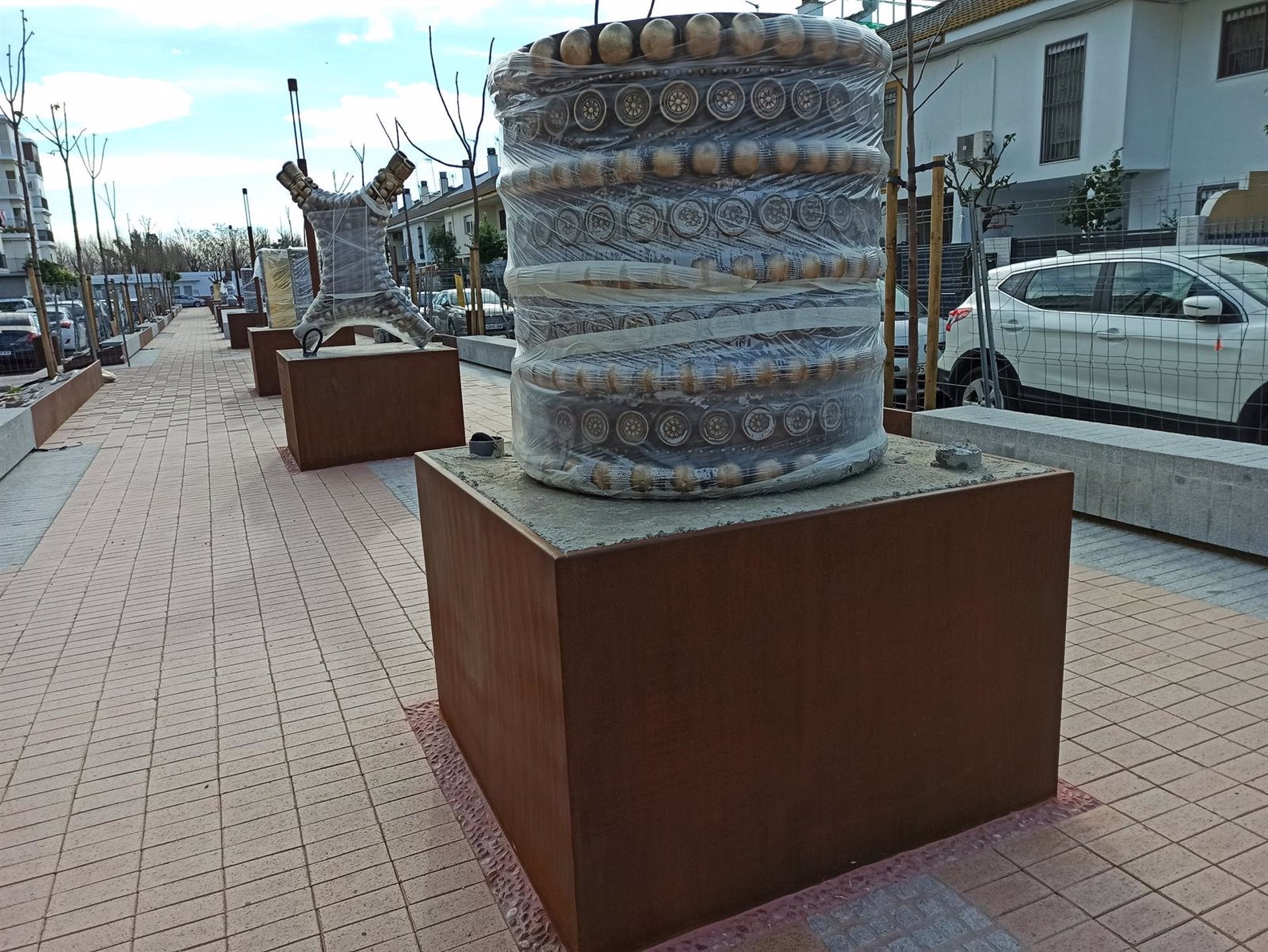 Camas homenajea al tesoro del Carambolo con un "museo" al aire libre Camas homenajea al tesoro del Carambolo con un "museo" al aire libre