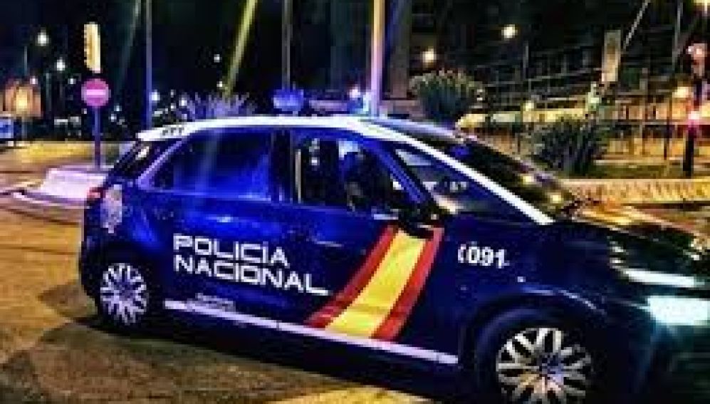 Vehículo de la Policía Nacional Vehículo de la Policía Nacional