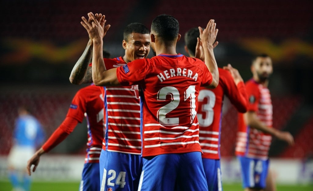 El Granada CF vence al Nápoles por dos a cero, en un partido perfecto de los rojiblancos y en una noche histórica para la ciudad. Onda Deportiva Granada 19/02/2021 El Granada CF vence al Nápoles por dos a cero, en un partido perfecto de los rojiblancos y en una noche histórica para la ciudad. Onda Deportiva Granada 19/02/2021