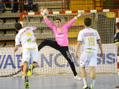 El Nava se enfrenta al Guadalajara El Nava se enfrenta al Guadalajara