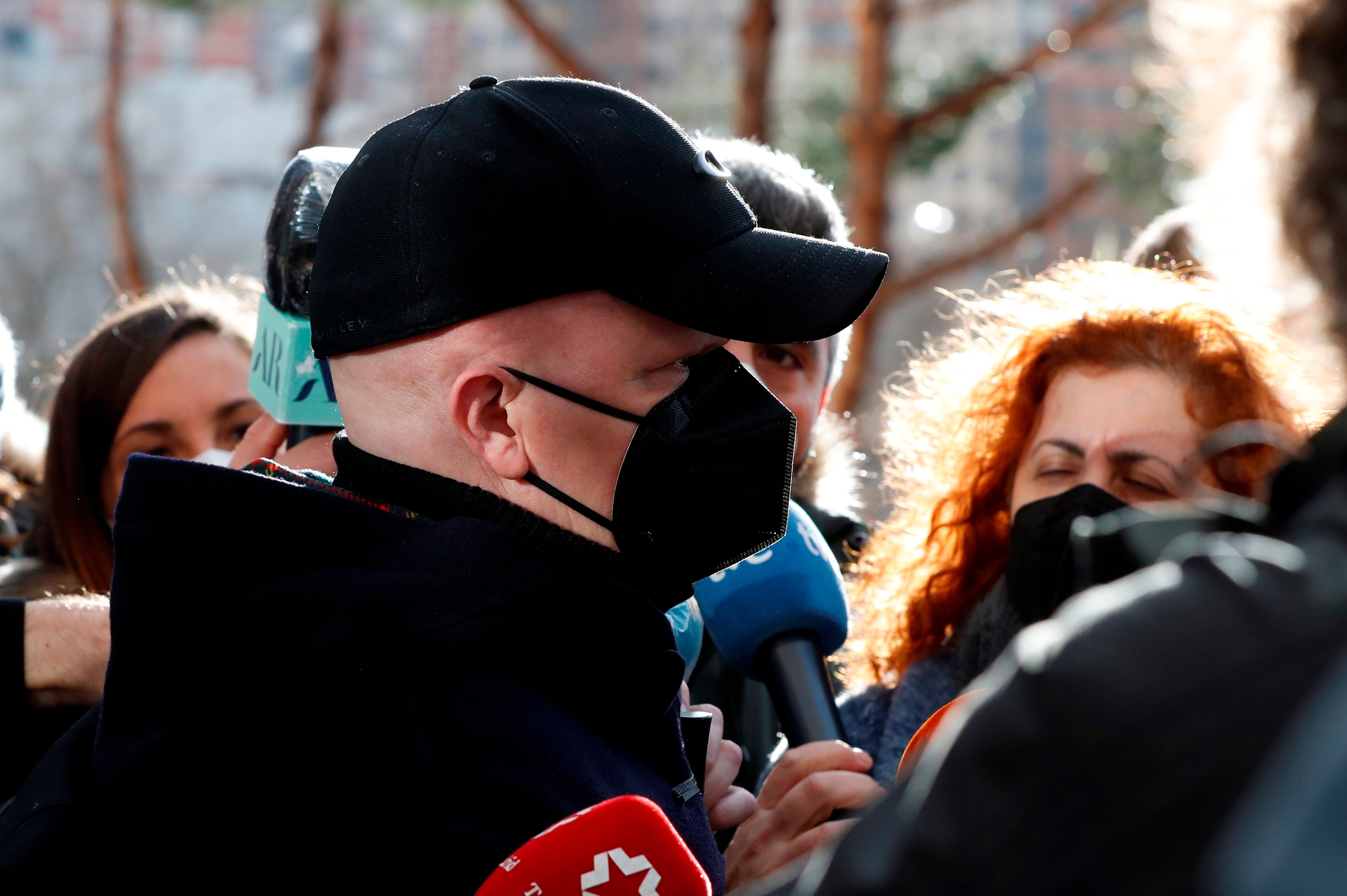 Se desvela la sorprendente sentencia a Paco Sanz, el hombre de los '2.000 tumores' que estafó a miles de personas Se desvela la sorprendente sentencia a Paco Sanz, el hombre de los '2.000 tumores' que estafó a miles de personas