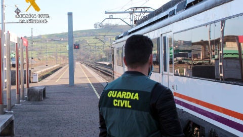 Grafitis Guardia Civil
