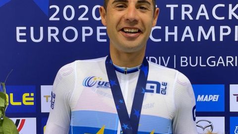 Sebasti&aacute;n Mora.