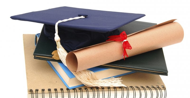 La inversión destinada a estas ayudas, en las que participan de forma conjunta las concejalías de Educación y Juventud, ascenderá a la cantidad de 700.000 euros La inversión destinada a estas ayudas, en las que participan de forma conjunta las concejalías de Educación y Juventud, ascenderá a la cantidad de 700.000 euros