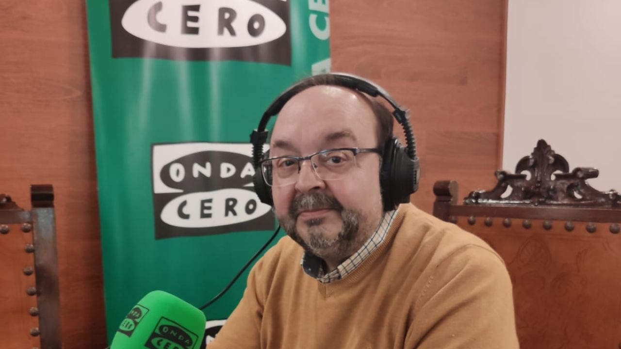 Joaquín Alfredo Abras Mirarse los ombligos Onda Cero Radio