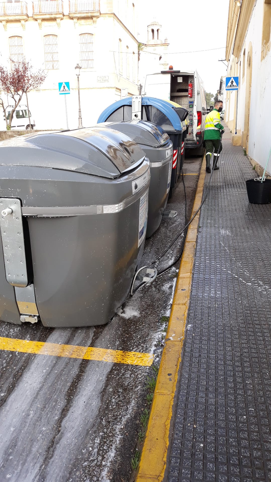 Concluye la instalación de contendores de basura en el centro histórico de El Puerto Concluye la instalación de contendores de basura en el centro histórico de El Puerto