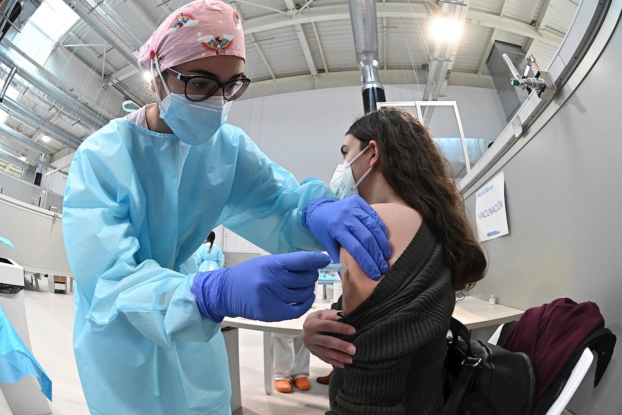Suben los casos de coronavirus hasta los 151 positivos en una jornada con 4 fallecidos en la región Suben los casos de coronavirus hasta los 151 positivos en una jornada con 4 fallecidos en la región