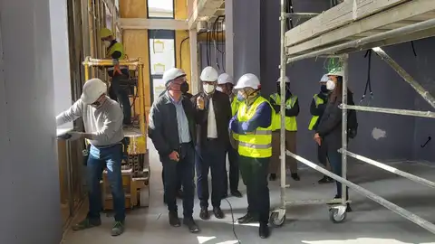 Obras que se están realizando en el Centro de Emergencias de Orihuela Costa y que se prevé que estén finalizadas para antes del verano obras