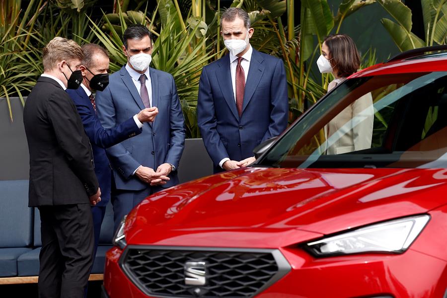 Plantón de la Generalitat al Rey Felipe VI y Pedro Sánchez en la visita a SEAT Plantón de la Generalitat al Rey Felipe VI y Pedro Sánchez en la visita a SEAT